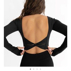 Astoria Live Luxe Crossed Sleeve Crop - Black (more photos to come)